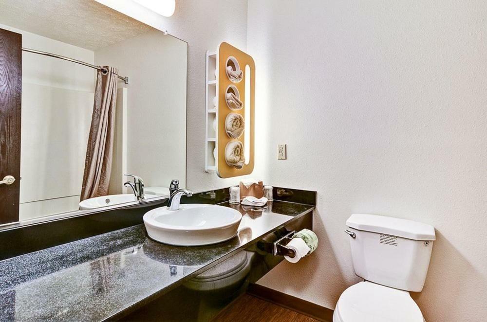 Economy Inn Pittsburgh Airport Moon Township Luaran gambar
